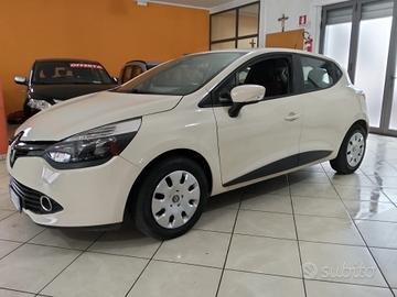 Renault Clio 1.5 dCi 8V 75CV 5 porte Wave - 2015
