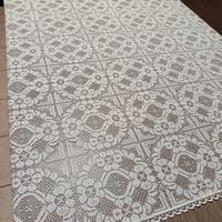 tovaglia bianca in pizzo di Calais 
