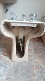 bidet classico con rubinetti 