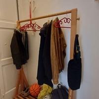 Appendiabiti in legno