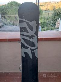 Tavola snowboard  più scarponi numero 42