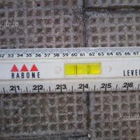 Righello graduato con bolla Rabone