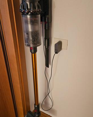 dyson v10 absolute