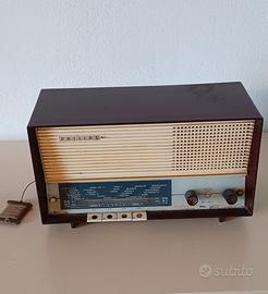 Radio Philips a valvole 2120A degli anni '60