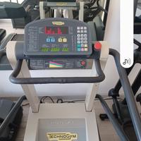 tapis rouland technogym xt600
