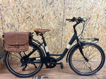 Bicicletta elettrica da donna