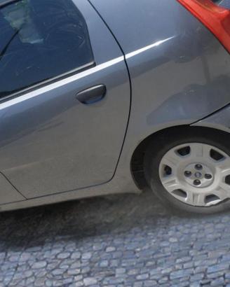 🚗 Fiat Punto 1.3 Multijet Diesel 2004 NEOPATENTAT
