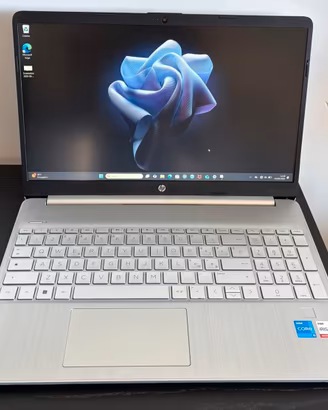 PC HP 15,6” i5 16GB SSD NVMe 512GB - Come nuovo