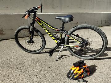 Mountain Bike + casco e guanti - SCOTT SCALE JR 24
