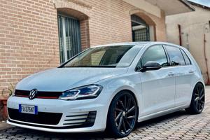 VOLKSVAGEN GOLF 7 1.6 110 CV ANNO 2015 