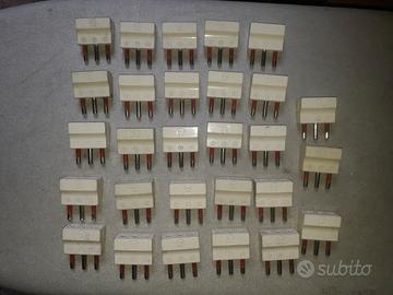 28 ADATTATORI SPINA SINGOLA