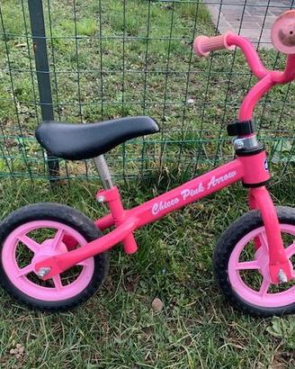 La prima bicicletta Chicco Pink Arrow