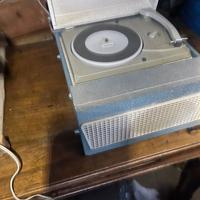 Giradischi portatile vintage M. Franchi “Nuccio/A”