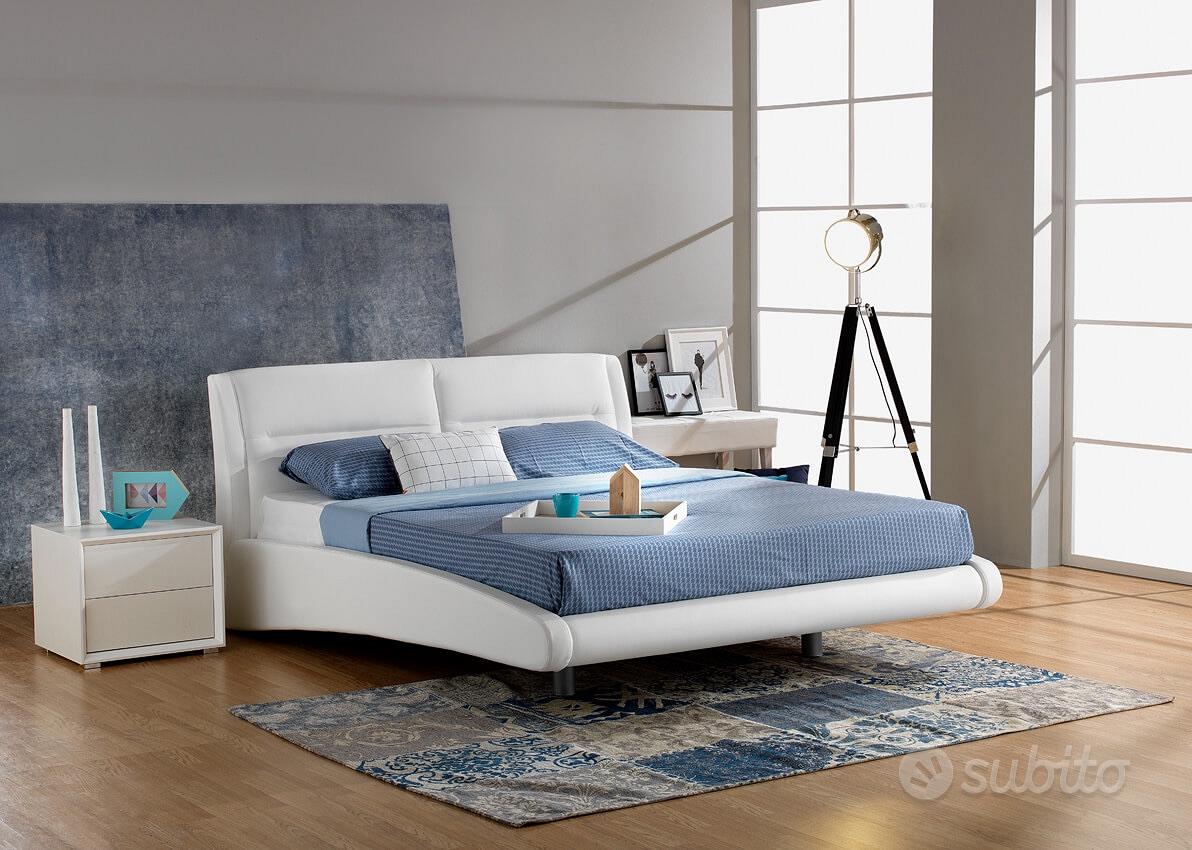 Letto matrimoniale sospeso Mobili usati