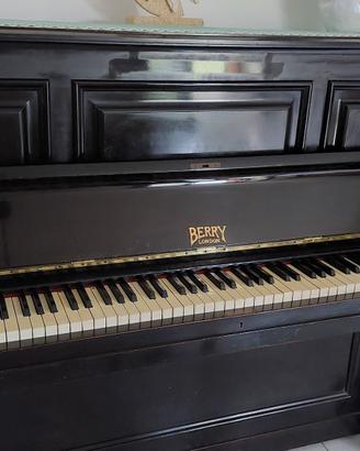 Pianoforte verticale