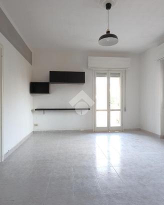 3 LOCALI A LONATO DEL GARDA