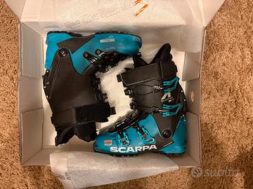 Scarponi Scarpa 4XT