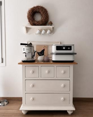 Cassettone country chic vintage in pino