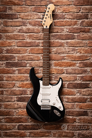 Chitarra elettrica Yamaha EG112C