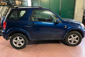 Toyota RAV 4 RAV4 2.0 Tdi D-4D cat 3 porte Sol