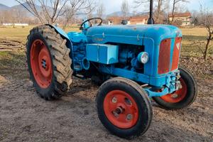 Trattore ford mayor 44kp