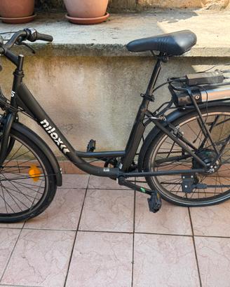 E-bike City Bike Nilox J5 26 pollici bicielettrica