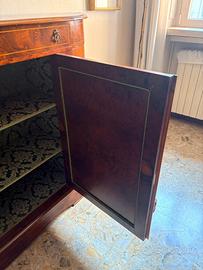 Credenza antica in radica di noce stile Vittoriano
