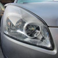 NISSAN QASHQAI 2010 - FARO ANTERIORE DESTRO