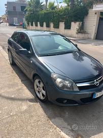 Opel astra gtc diesel anno 2009