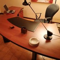 Scrivania direzionale in ciliegio