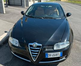 Alfa Romeo GT 1.8 Distinctive