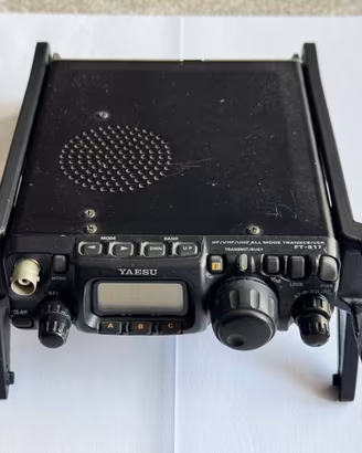 Stand Inclinato per Yaesu FT-817 / FT-818