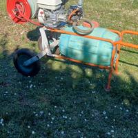 Motopompa  irroratrice agricola completa.