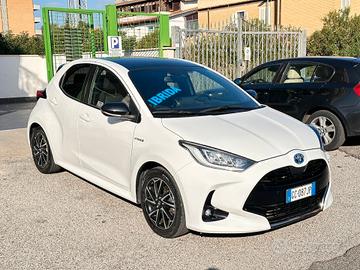 Toyota Yaris 1.5 Hybrid 5 porte Lounge