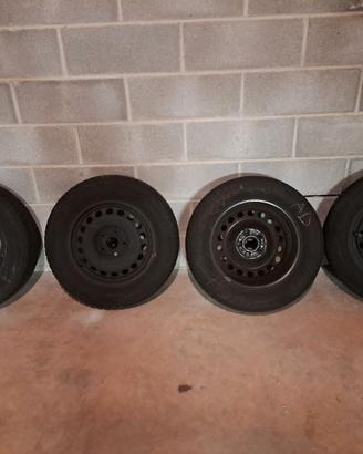 Cerchi in Ferro Golf VI, 15 pollici  5 attacchi