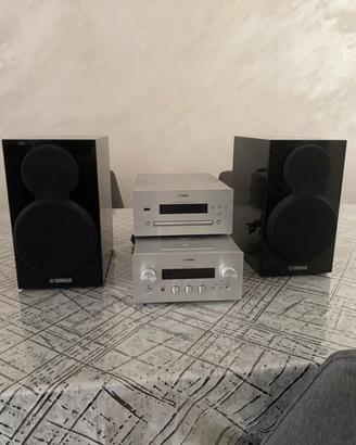 Audio- video sintoamplificatore