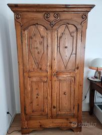 ARMADIO ANTICO