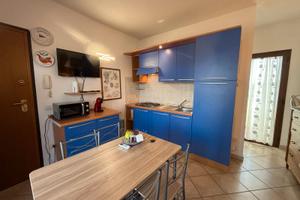 Esclusivo bilocale con posto auto ad Olbia