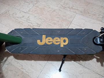 🛴 Monopattino elettrico Jeep E-Scooter ADV  Usato