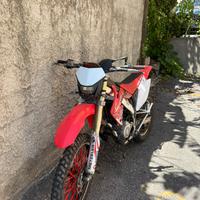 HM CRE 125 Six Competition