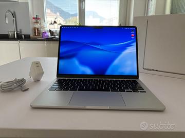 Macbook Air 13" M2 8/512