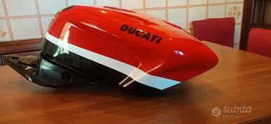 Serbatoio Ducati 848