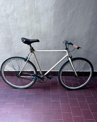 Bici a scatto fisso
