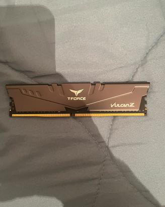 RAM 16GB DDR4 – Modulo Singolo 16GB 2400MHz