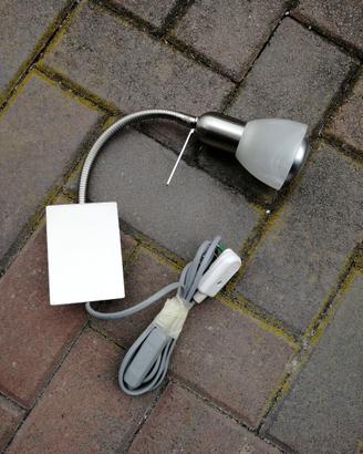 Lampada da muro in acciaio e vetro
