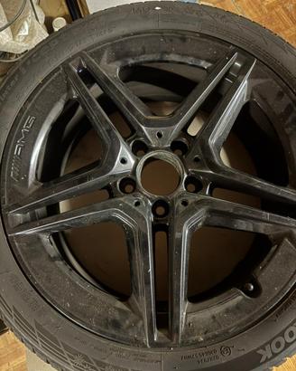 Set Cerchi in Lega AMG + Pneumatici Invernali