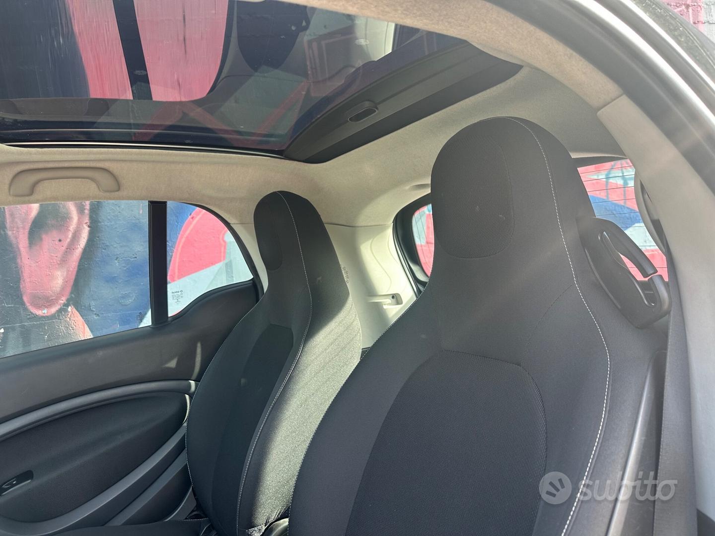 Smart Fortwo 2019 photo 4