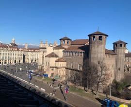 Negozio a Torino Via San Massimo 2 locali