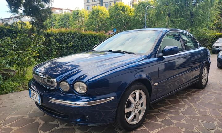 Jaguar X-Type 2.5 Benz/ GPL V6 24V 4x4