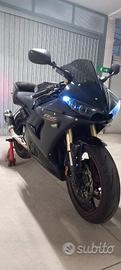 Yamaha R6